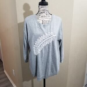 LAUREN Michele feather soft sweater size‎ L